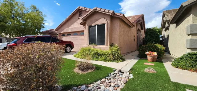 MLS: 6785233 Condo For Sale