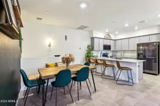 Photo #6: 6785236 Listing 