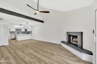 Photo #3: 6785862 Listing 