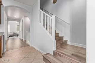 Photo #5: 6786132 Listing