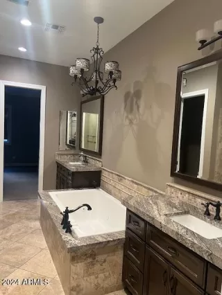 Photo #5: 6786358 Listing 