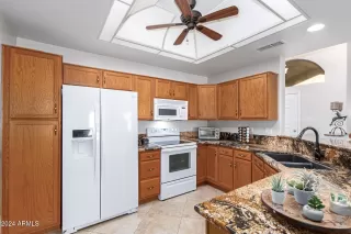 Photo #6: 6786514 Listing