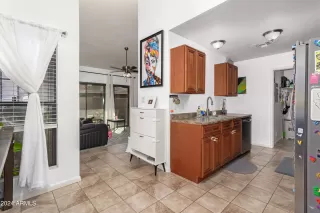 Photo #6: 6786762 Listing