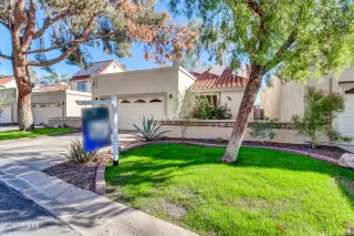 Photo #1: 6786797 Listing