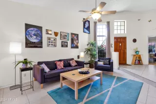 Photo #6: 6786797 Listing