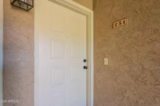 Photo #2: 6786909 Listing 