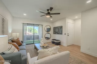 Photo #3: 6786909 Listing 