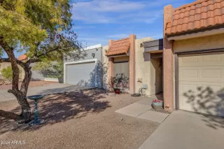 Photo #3: 6787342 Listing