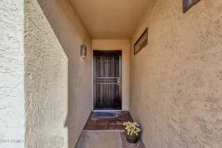 Photo #4: 6787342 Listing