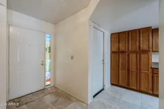 Photo #2: 6787359 Listing