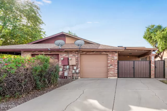 MLS: 6787731 Condo For Sale