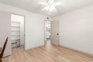 Photo #4: 6788893 Listing