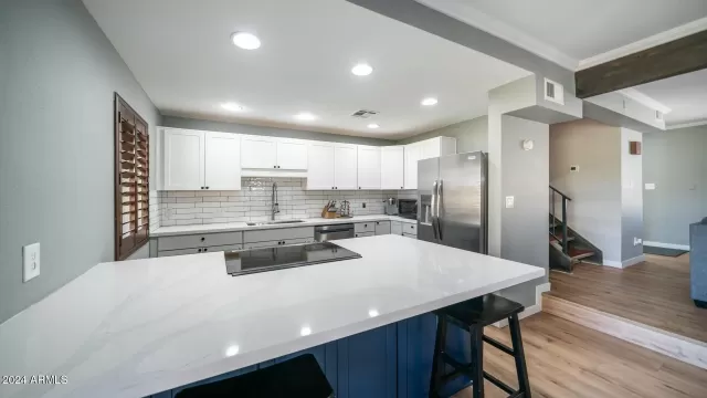 MLS: 6789213 Condo For Sale