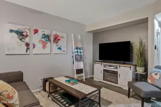 Photo #4: 6789227 Listing