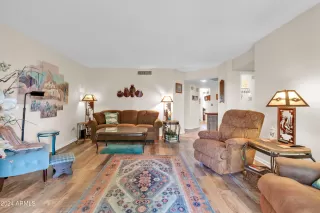 Photo #4: 6789278 Listing 
