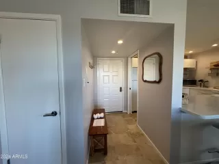 Photo #5: 6789511 Listing