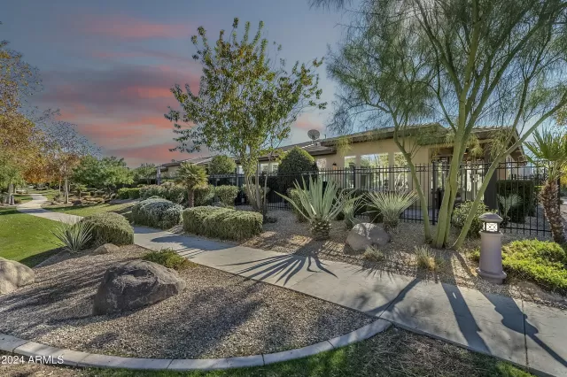 MLS: 6789552 Condo For Sale