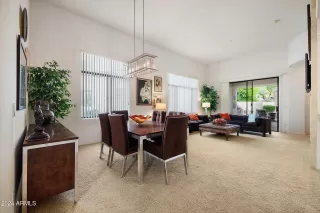 Photo #4: 6789651 Listing