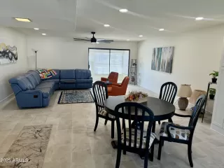 Photo #4: 6790282 Listing