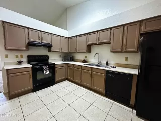 Photo #6: 6790463 Listing