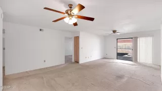 Photo #5: 6790657 Listing