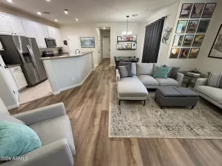 Photo #2: 6791093 Listing