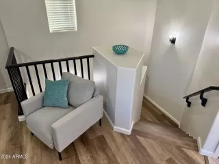 Photo #6: 6791093 Listing