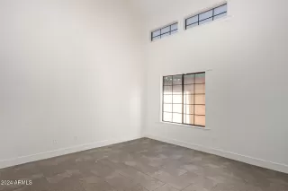 Photo #4: 6791102 Listing