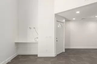 Photo #6: 6791102 Listing