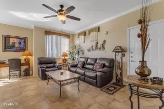 Photo #3: 6791137 Listing