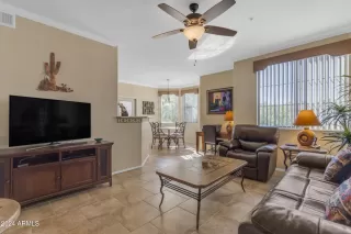 Photo #4: 6791137 Listing