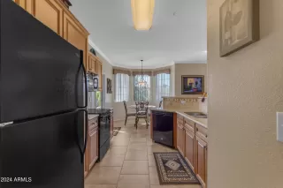 Photo #5: 6791137 Listing