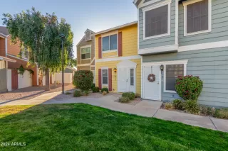 Photo #1: 6791356 Listing