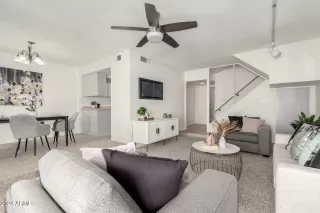 Photo #1: 6791557 Listing