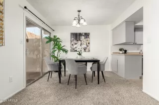 Photo #3: 6791557 Listing