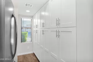 Photo #6: 6791999 Listing