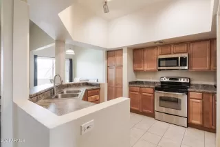 Photo #2: 6792117 Listing