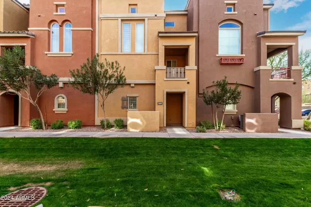 MLS: 6792128 Condo For Sale
