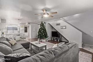 Photo #5: 6792333 Listing