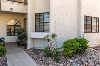 Photo #3: 6792359 Listing 