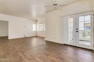 Photo #5: 6792359 Listing 