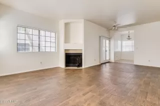 Photo #6: 6792359 Listing 