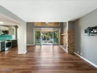 Photo #3: 6792420 Listing 