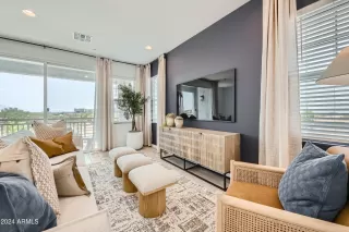 Photo #6: 6792656 Listing