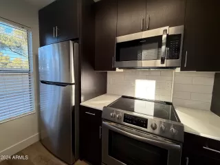 Photo #5: 6792731 Listing 