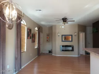 Photo #2: 6793033 Listing 