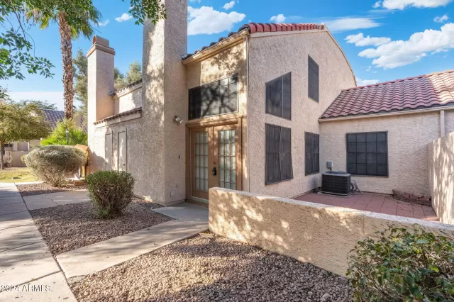 MLS: 6793120 Condo For Sale