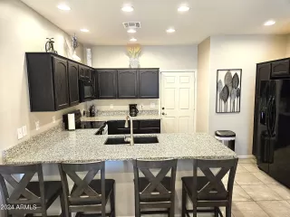 Photo #5: 6793366 Listing 