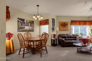 Photo #4: 6793533 Listing 