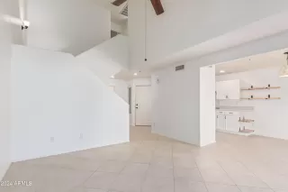 Photo #6: 6793697 Listing